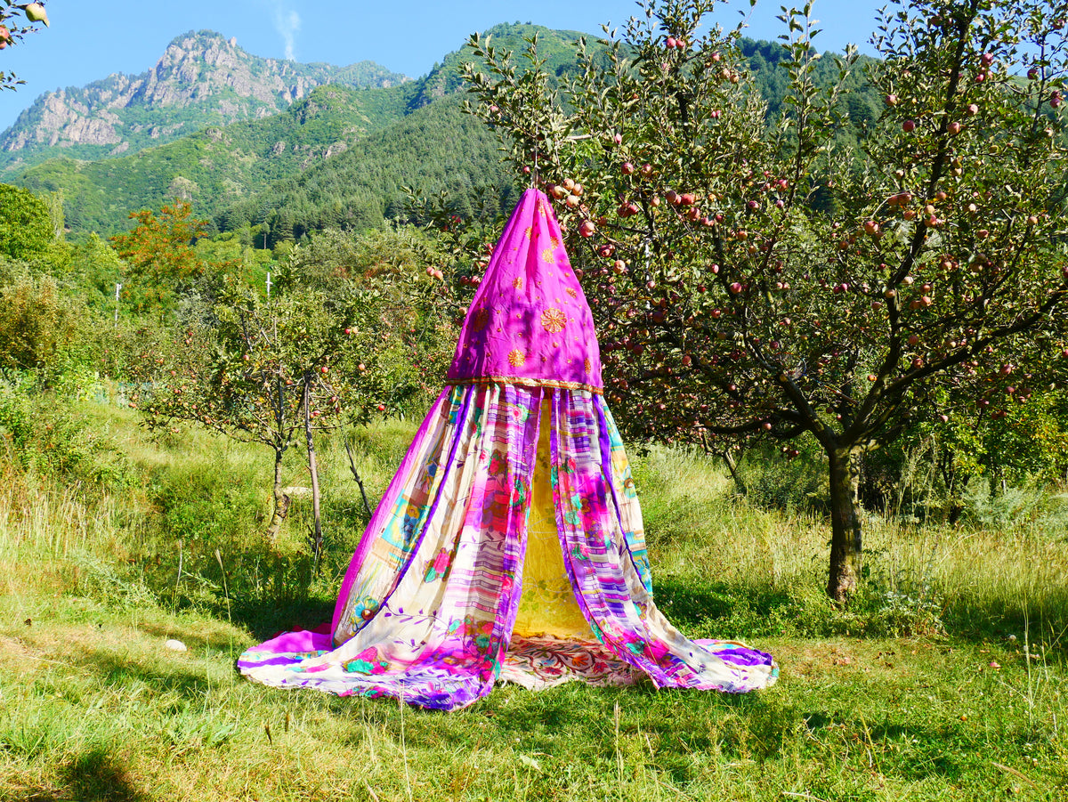 Kashmiri Canopy Saree tent - Bed Canopy  | Festival or Glamping decor - Shanti baldachin for Meditation Spaces