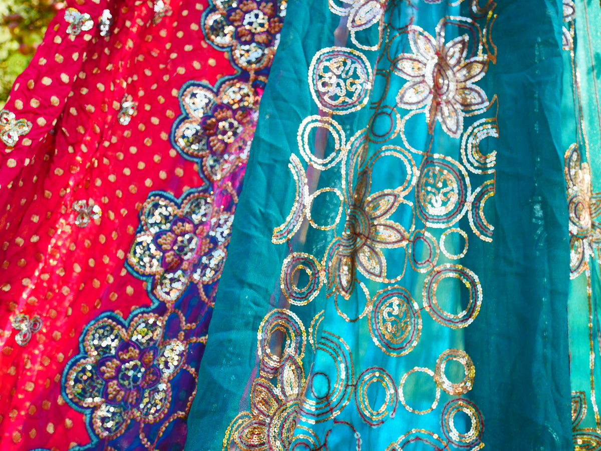 Shanti Canopy Saree tent - bed canopy | Kashmiri baldachin for Meditation Spaces or Reading nooks