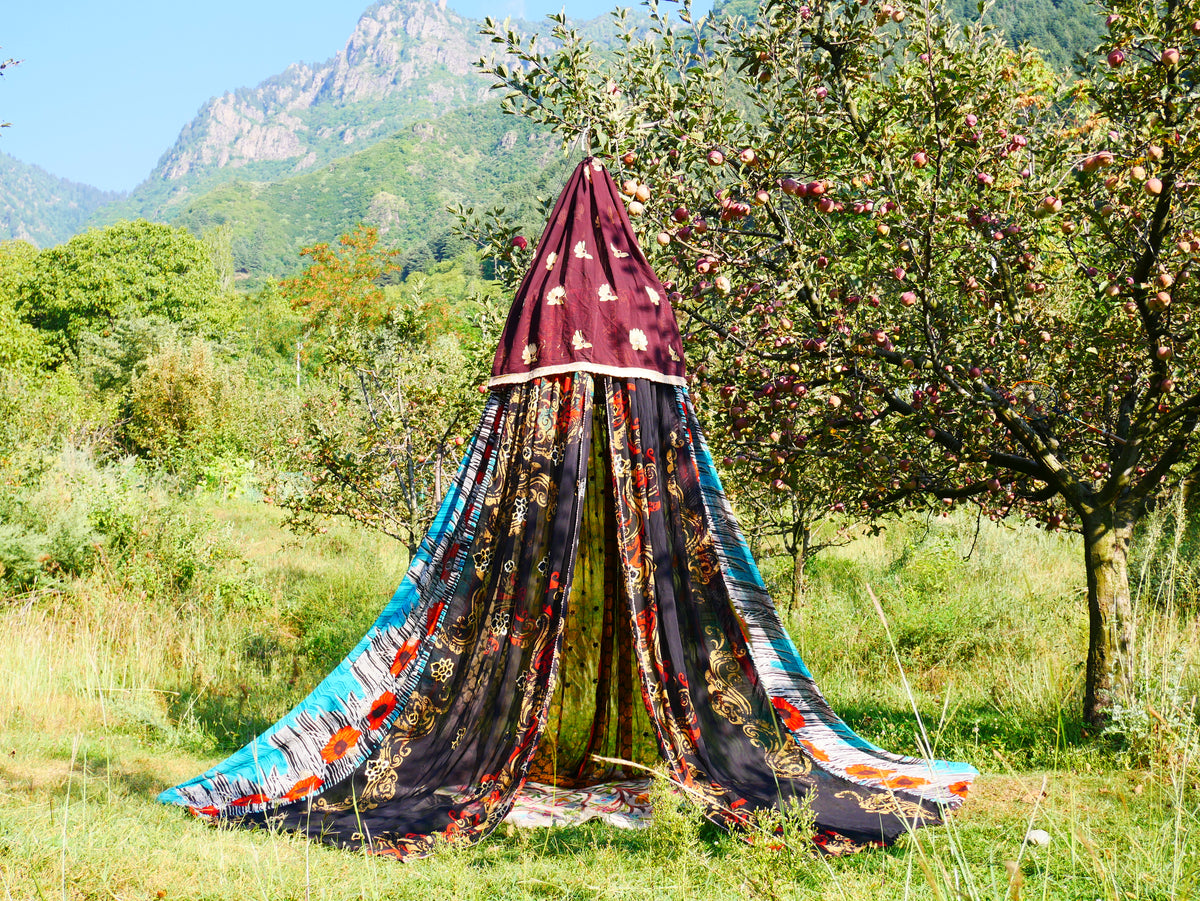 Shanti baldachin for Meditation Spaces or Reading nook - Kashmiri Canopy Saree tent