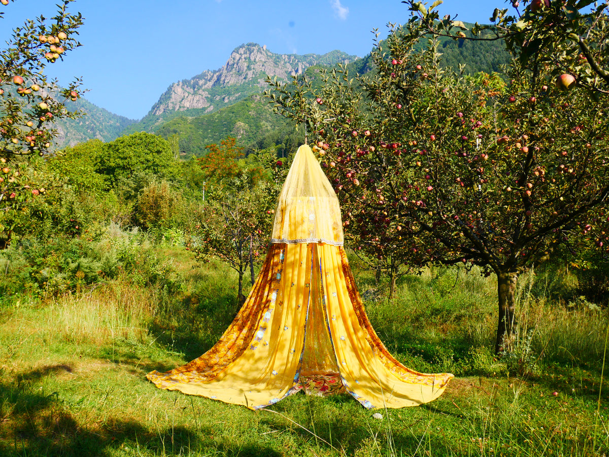 Handmade canopy Saree tent - bed canopy  | Colorful reading nook decor - Shanti baldachin for Meditation Spaces or kids play tent