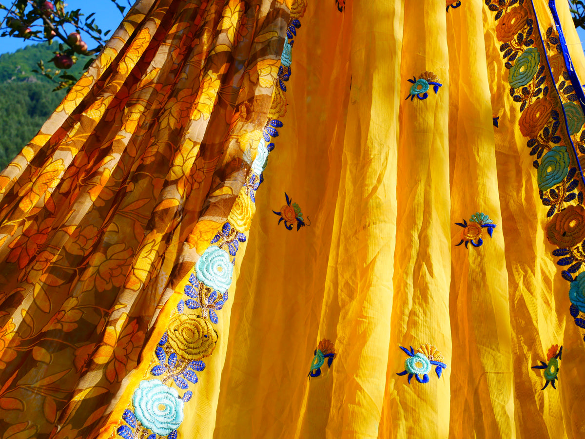 Handmade canopy Saree tent - bed canopy  | Colorful reading nook decor - Shanti baldachin for Meditation Spaces or kids play tent