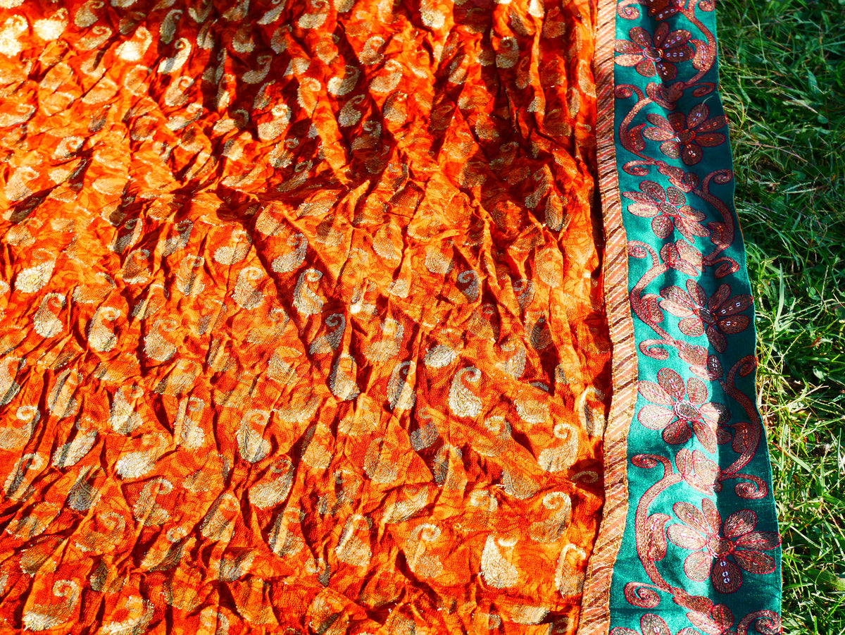 Boho Baldachin - Saree Zelt - Betthimmel | böhmische Hochzeitskulisse – Hippie-Dekor – Sitzbereich auf dem Boden | Meditationsraum - Shanti-Baldachin