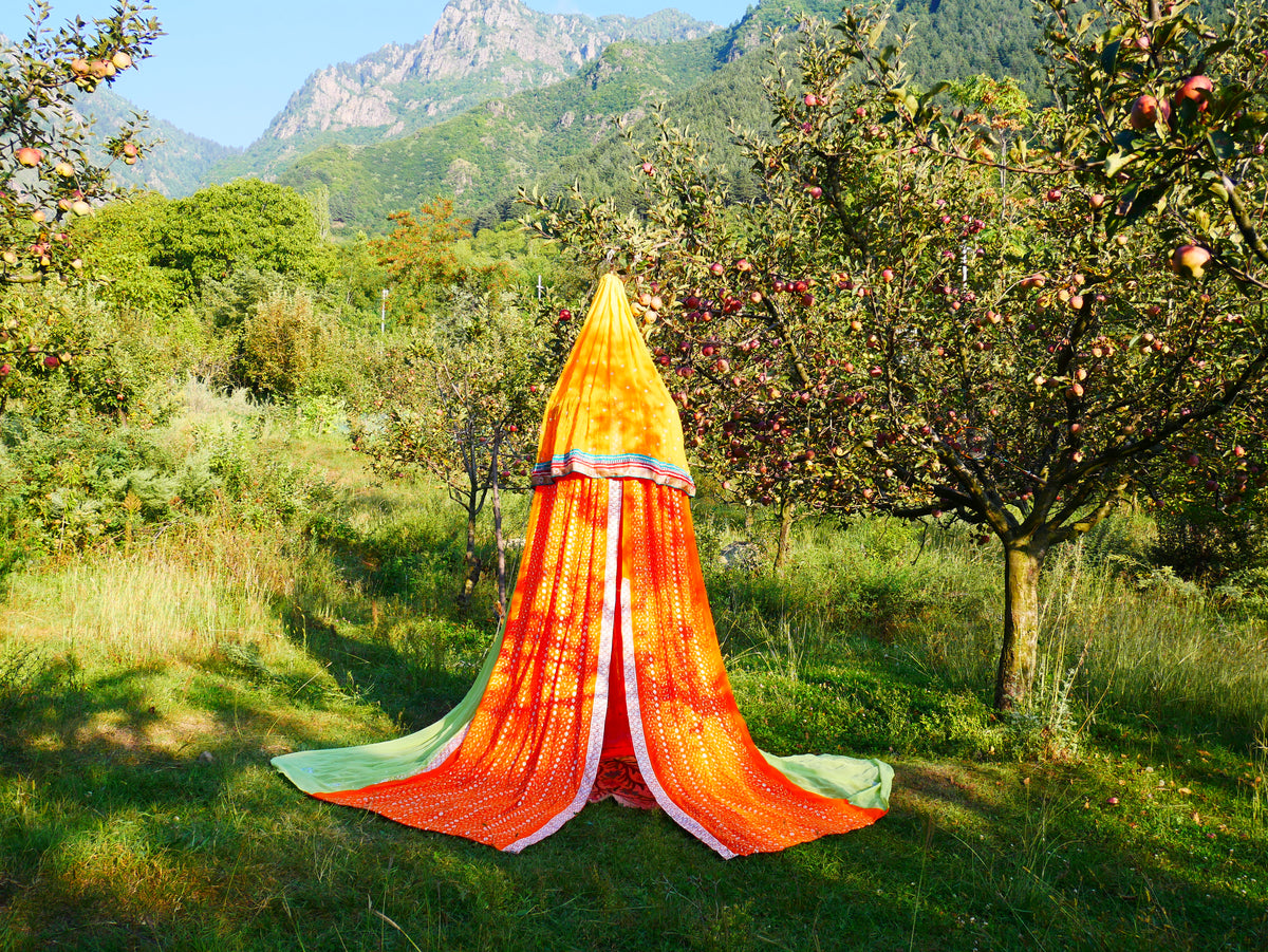 Boho Baldachin - Saree Zelt - Betthimmel | böhmische Hochzeitskulisse – Hippie-Dekor – Sitzbereich auf dem Boden | Meditationsraum - Shanti-Baldachin