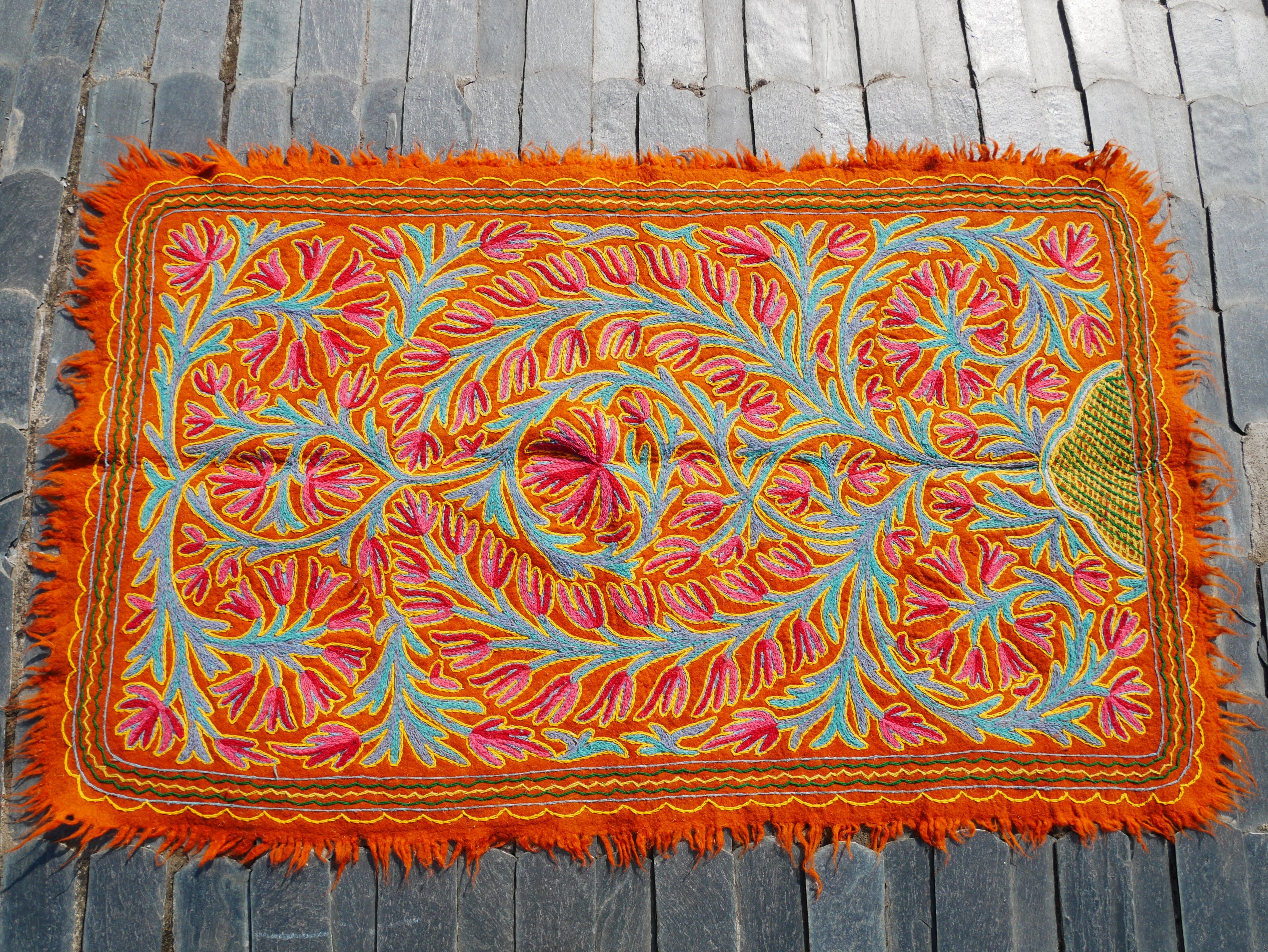 Wool area rug "Kashmir Garden" 6x4 | Flower and peacock embroidery hand felted Kashmiri "Namda" - The Shanti Home
