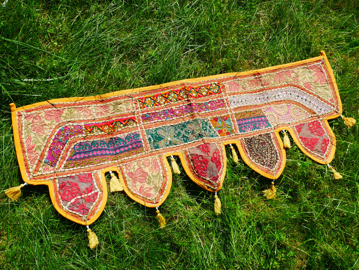 Door toran "Masala" Indian window valance - door hanging - wall decor - The Shanti Home