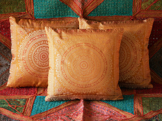 Mandala-Wurfkissenbezug - Kissen im indischen Brokat-Boho-Stil