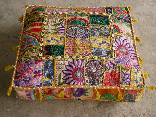 61 cm Bodenkissenbezug – Masala – quadratisches Pouf-Kissen – handgefertigte Sitzgelegenheiten im indischen Stil