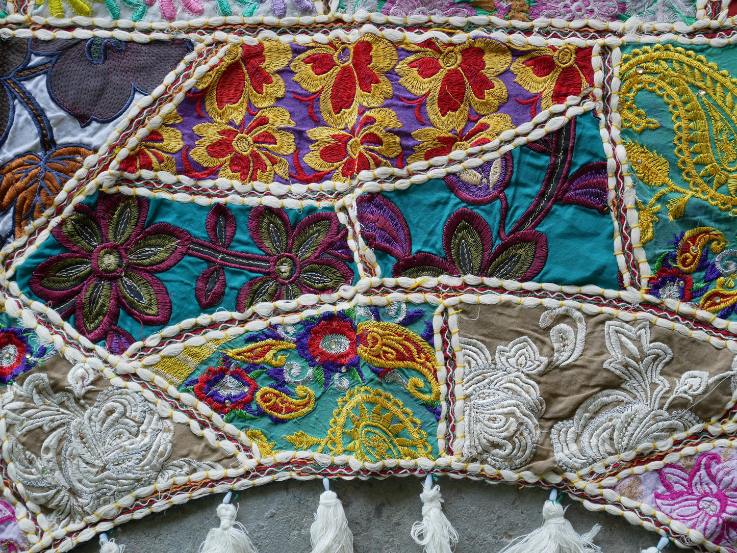 Door Toran - Indian toran, patchwork saree, handmade door valence, window decor - The Shanti Home