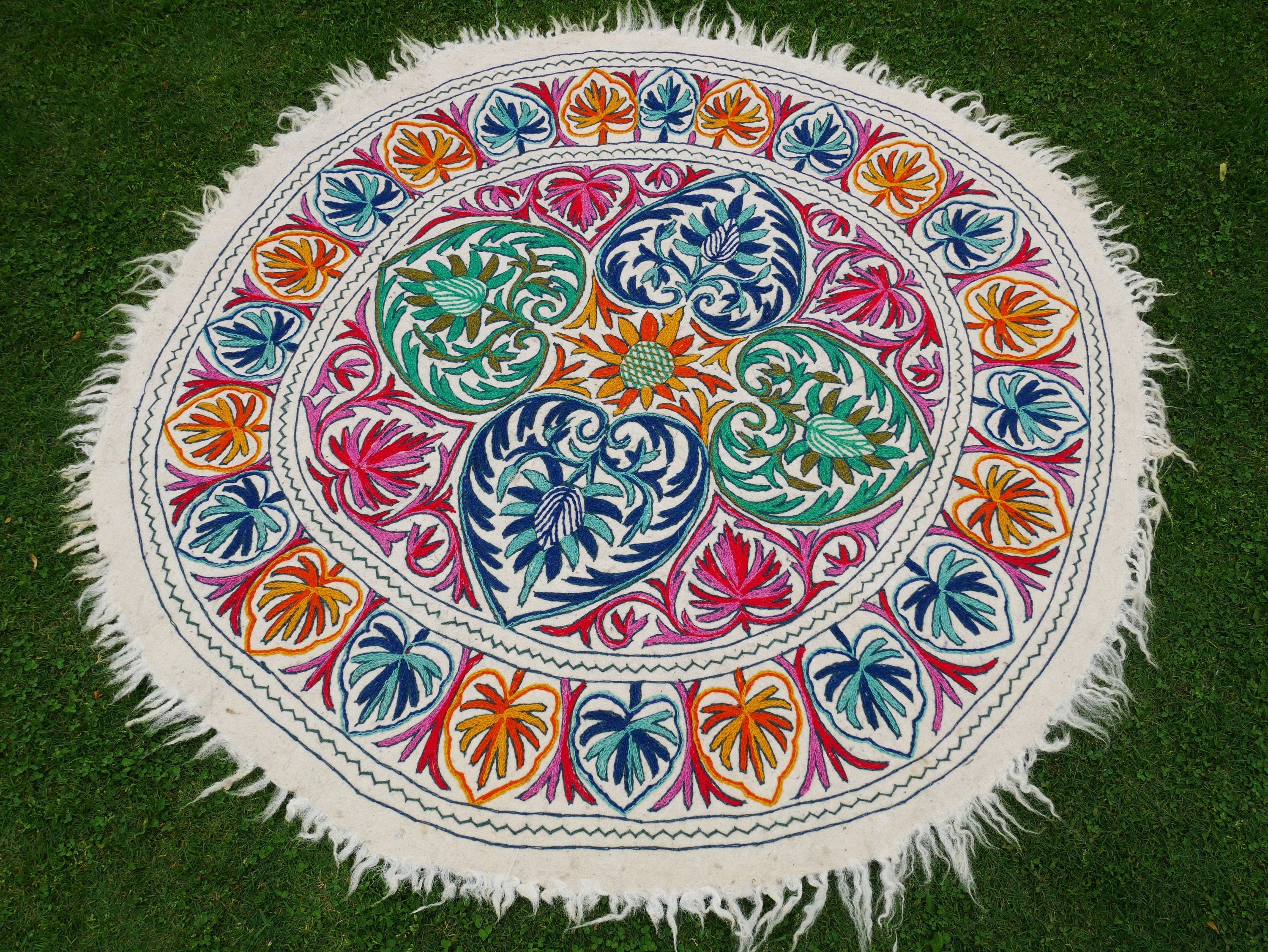 5ft Namda - boho wool rug | hand felted and embroidered - Kashmiri area rug - The Shanti Home