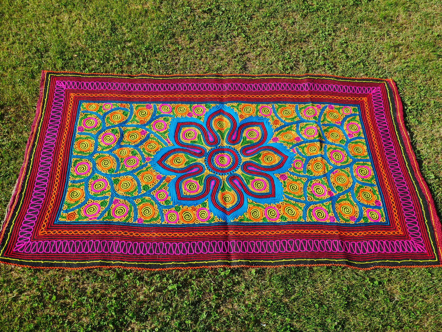Vintage "Gabba" 4x7 wool rug mat - embroidery from Kashmir | meditation space rug - wall tapestry - The Shanti Home