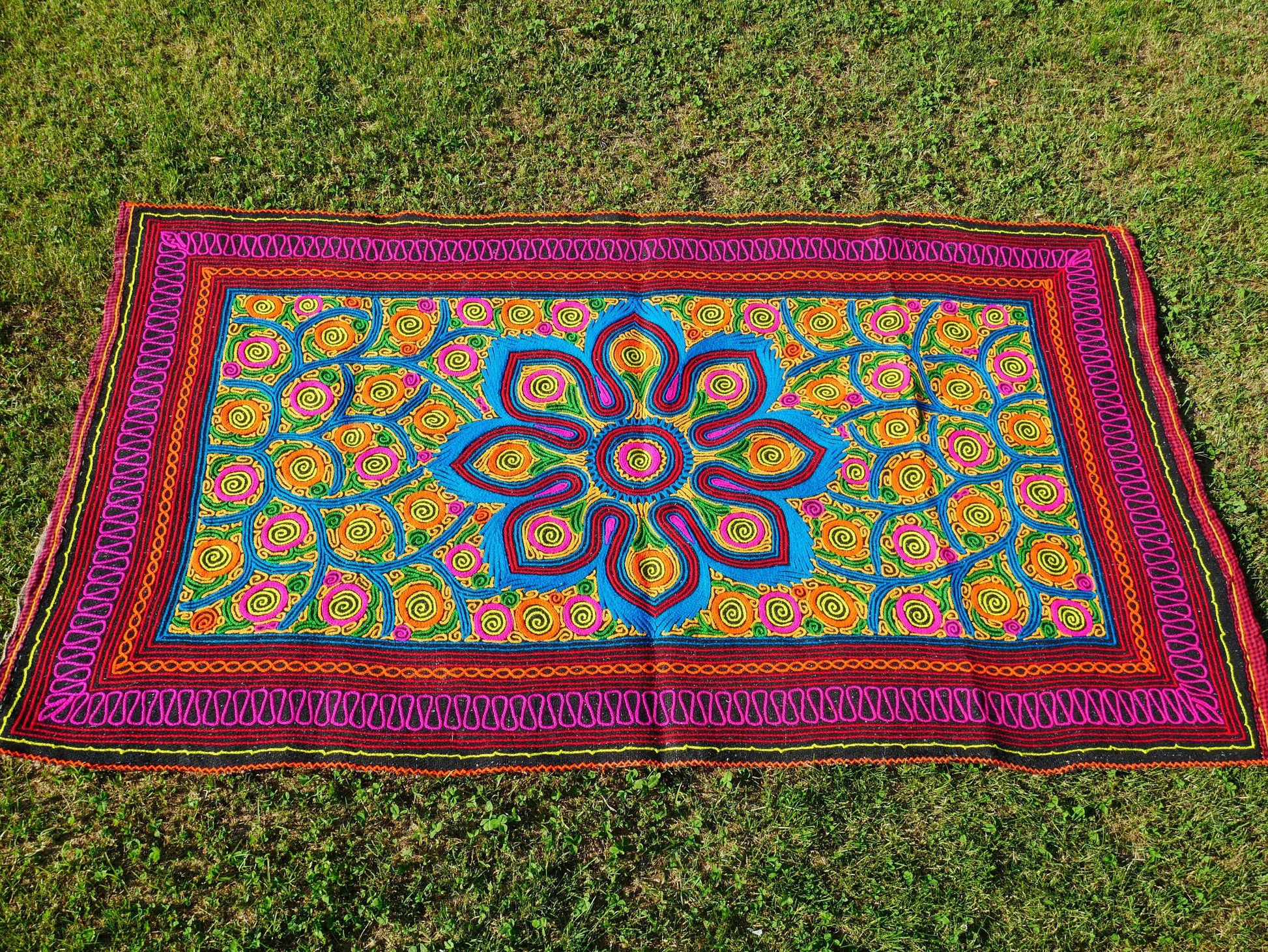 Vintage "Gabba" 4x7 wool rug mat - embroidery from Kashmir | meditation space rug - wall tapestry - The Shanti Home