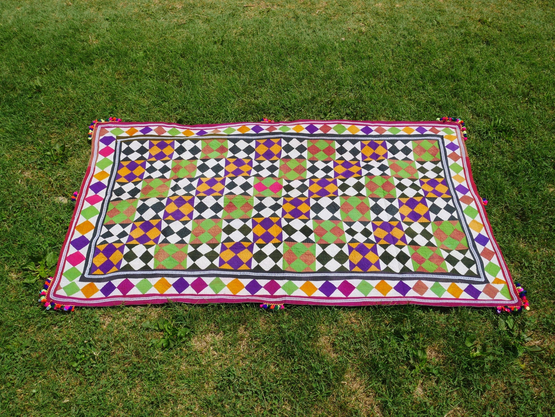 Vintage "Ralli" quilt - handmade tribal bed throw | rare patchwork quilt - Sindh Gypsies in Rajastan - The Shanti Home