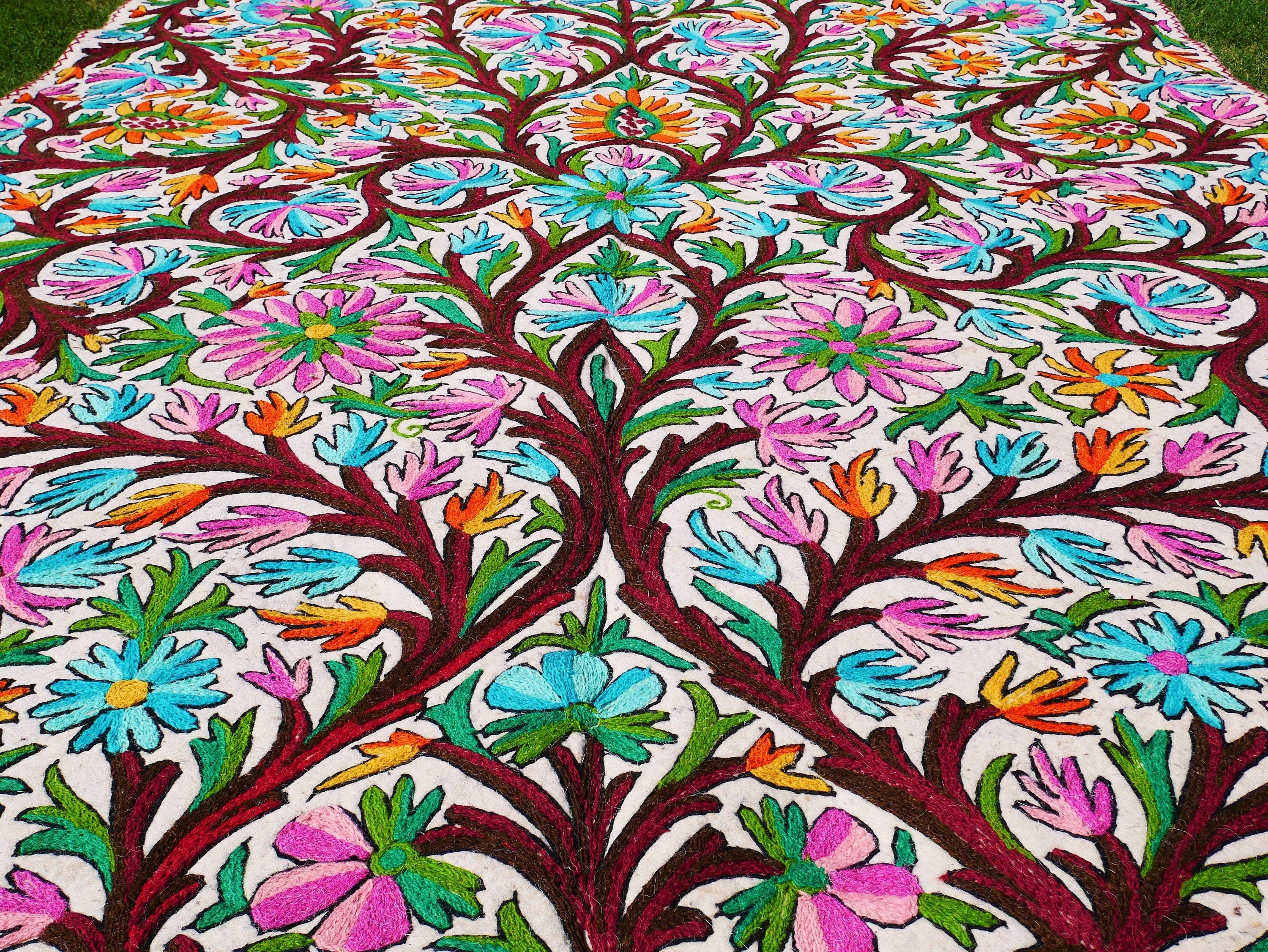 Indian wool rug hand felted Namda 6x9' | boho area rug -Kashmiri floor rug | traditional felted wool rug hand embroidery | bohemian bedroom - The Shanti Home