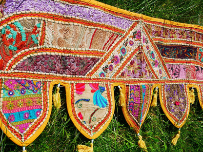 Door toran "Masala" Indian window valance - door hanging - wall decor - The Shanti Home