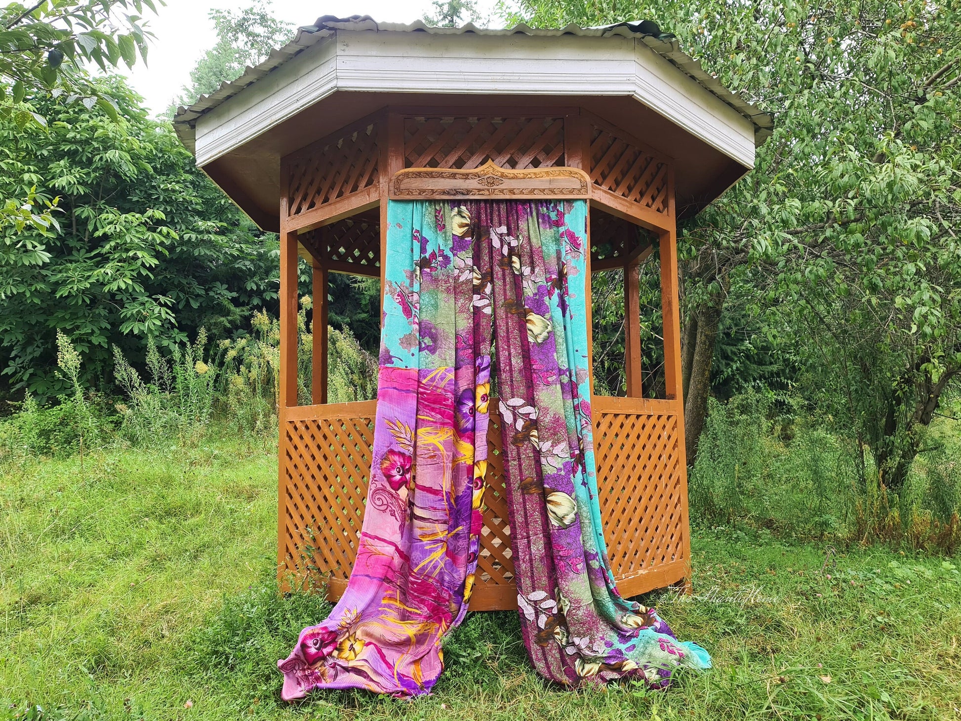 Hand carved walnut wood door topper and curtain - vintage saree bed crown- entrance decor - The Shanti Home